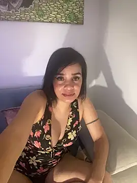 Snapshot of Alishak chatting on February 2025 03:07:01 AM Alishak online show from February 2025 03:07:01 AM