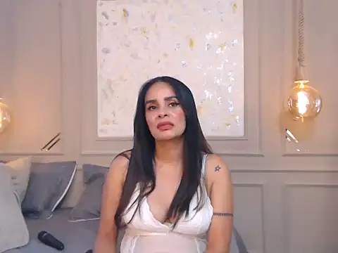 Snapshot of Alishak chatting on October 2025 09:48:02 PM Alishak online show from October 2025 09:48:02 PM