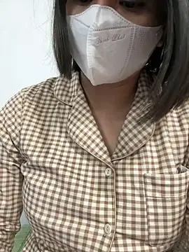 May-Squirt online show from February 2025 12:18:02 PM