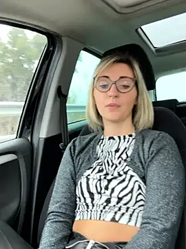 sexy blondie92 online show from March 2026 02:23:02 PM