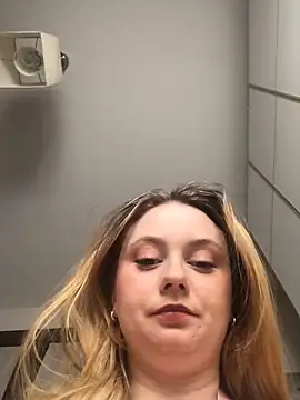 Snapshot of chloetarducci chatting on March 2025 07:10:02 PM chloetarducci online show from March 2025 07:10:02 PM