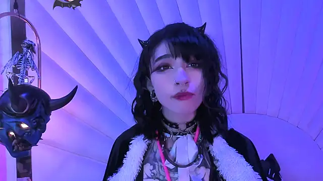 zephirahabney online show from December 2024 07:31:02 PM