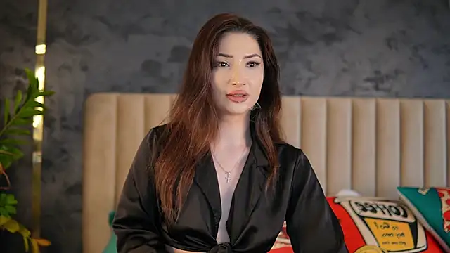 Snapshot of Mayleen_x chatting on June 2026 01:26:01 PM Mayleen x online show from June 2026 01:26:01 PM