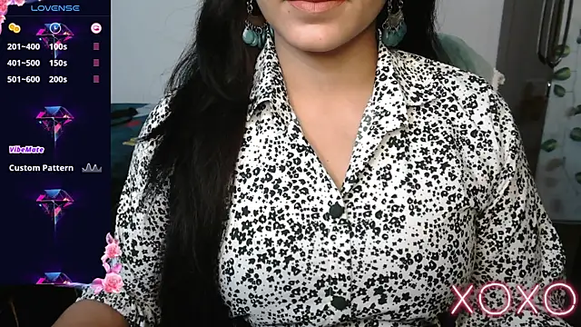 Snapshot of Annu-Darling chatting on November 2025 05:00:02 PM Annu-Darling online show from November 2025 05:00:02 PM