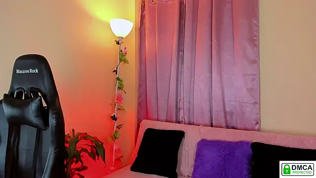 Snapshot of Lilabril chatting on March 2025 12:37:01 PM Lilabril online show from March 2025 12:37:01 PM