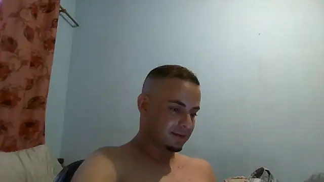 Branquelo18 online show from February 2026 09:00:01 PM