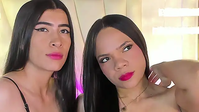 siara and zoe online show from June 2026 10:34:01 PM