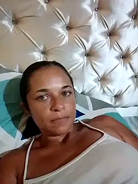 Snapshot of GiveLove1 chatting on December 2025 02:47:02 PM GiveLove1 online show from December 2025 02:47:02 PM