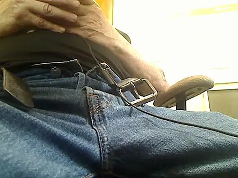 markluvskitty online show from May 2026 12:55:02 PM