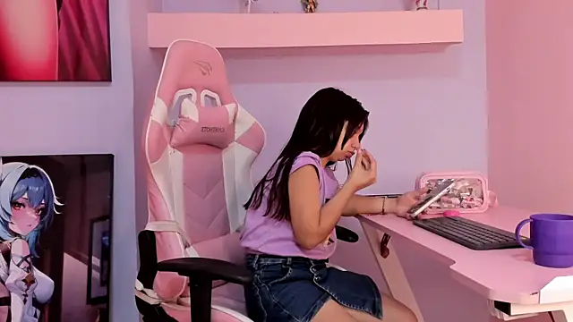 CharlotteMuller online show from May 2026 08:37:01 PM