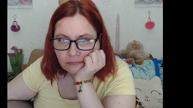 PlayfullMature online show from December 2025 09:31:02 PM