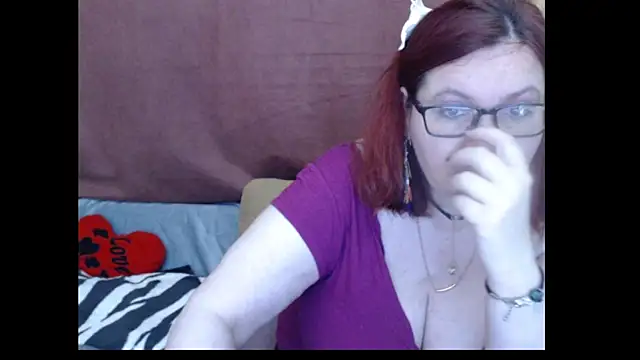 Snapshot of PlayfullMature chatting on April 2026 10:04:02 PM PlayfullMature online show from April 2026 10:04:02 PM