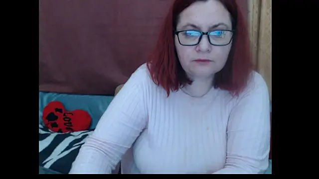 Snapshot of PlayfullMature chatting on April 2026 08:09:02 PM PlayfullMature online show from April 2026 08:09:02 PM