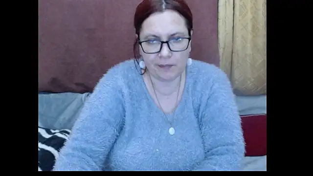 Snapshot of PlayfullMature chatting on May 2026 09:55:01 PM PlayfullMature online show from May 2026 09:55:01 PM