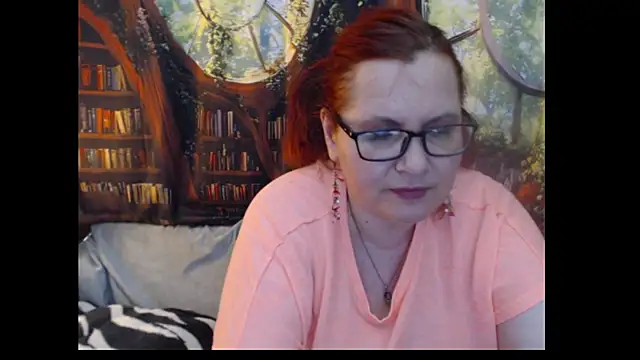 Snapshot of PlayfullMature chatting on May 2026 01:51:01 PM PlayfullMature online show from May 2026 01:51:01 PM