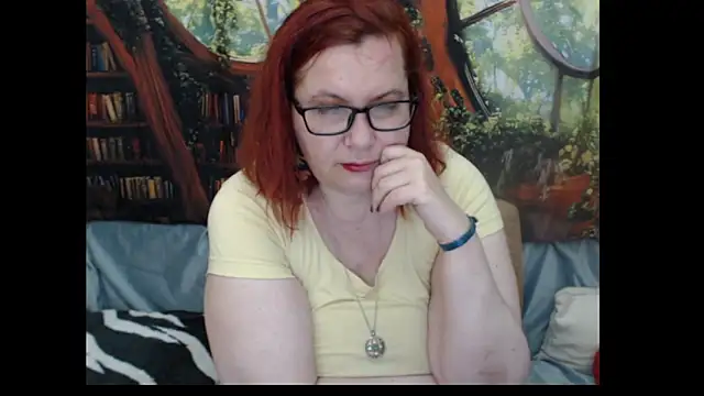 Snapshot of PlayfullMature chatting on May 2026 08:32:01 PM PlayfullMature online show from May 2026 08:32:01 PM