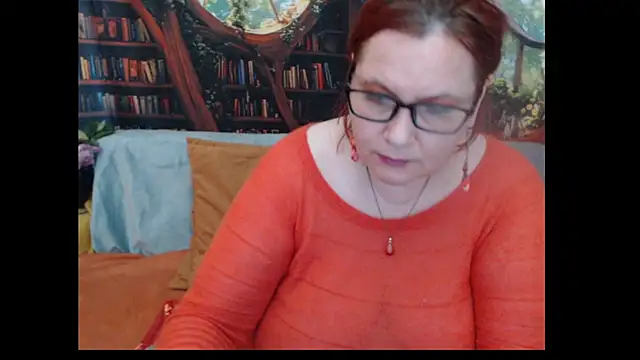 Snapshot of PlayfullMature chatting on June 2026 04:20:01 PM PlayfullMature online show from June 2026 04:20:01 PM