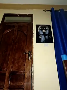 queennapal online show from March 2025 01:48:01 AM