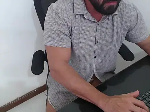 TopDaddy23 online show from March 2026 07:42:01 PM