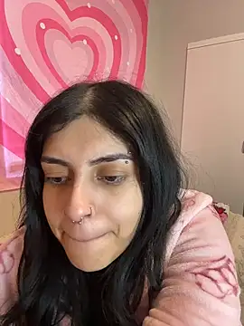 Snapshot of ThickerThanYoBitch chatting on November 2025 05:30:01 PM ThickerThanYoBitch online show from November 2025 05:30:01 PM