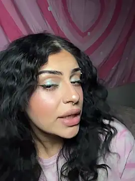 Snapshot of ThickerThanYoBitch chatting on March 2026 10:52:01 AM ThickerThanYoBitch online show from March 2026 10:52:01 AM