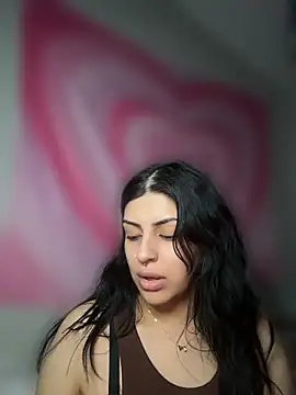 ThickerThanYoBitch online show from May 2026 12:10:01 PM