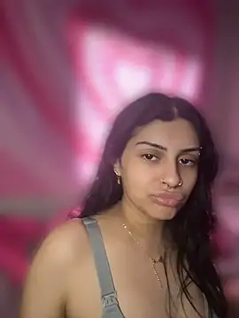 ThickerThanYoBitch online show from May 2026 02:22:02 PM