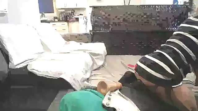 Snapshot of AssmannCD chatting on March 2025 01:18:01 PM AssmannCD online show from March 2025 01:18:01 PM