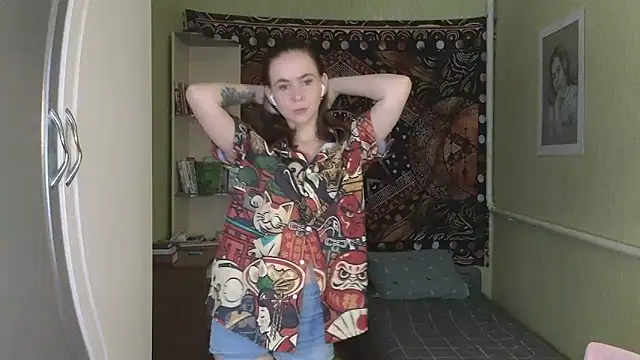 Snapshot of Riley_Roo chatting on September 2025 03:33:01 PM Riley Roo online show from September 2025 03:33:01 PM