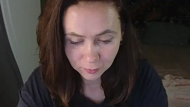 Snapshot of Riley_Roo chatting on September 2025 03:58:02 PM Riley Roo online show from September 2025 03:58:02 PM