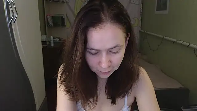 Snapshot of Riley_Roo chatting on October 2025 08:15:02 AM Riley Roo online show from October 2025 08:15:02 AM