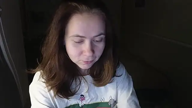 Snapshot of Riley_Roo chatting on November 2025 05:01:02 PM Riley Roo online show from November 2025 05:01:02 PM