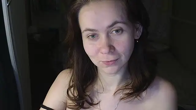 Snapshot of Riley_Roo chatting on December 2025 07:55:01 PM Riley Roo online show from December 2025 07:55:01 PM