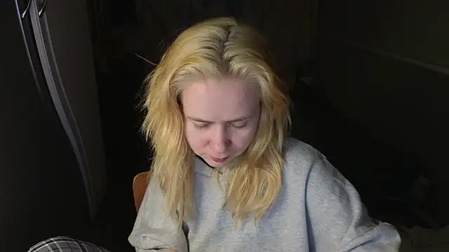 Riley Roo online show from January 2026 06:11:02 PM