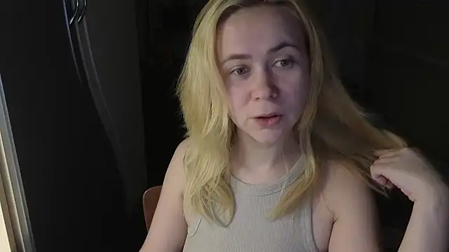 Riley Roo online show from February 2026 05:20:01 PM