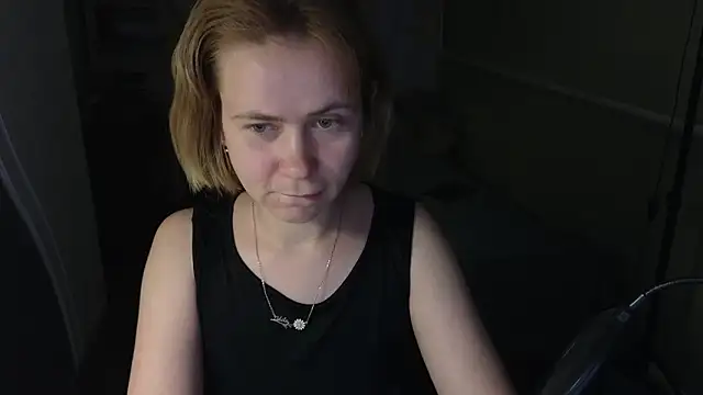 Riley Roo online show from May 2026 05:18:02 PM