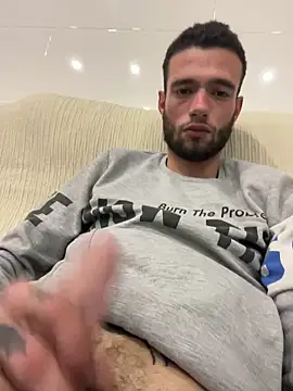 Snapshot of davorm chatting on March 2025 08:40:01 PM davorm online show from March 2025 08:40:01 PM