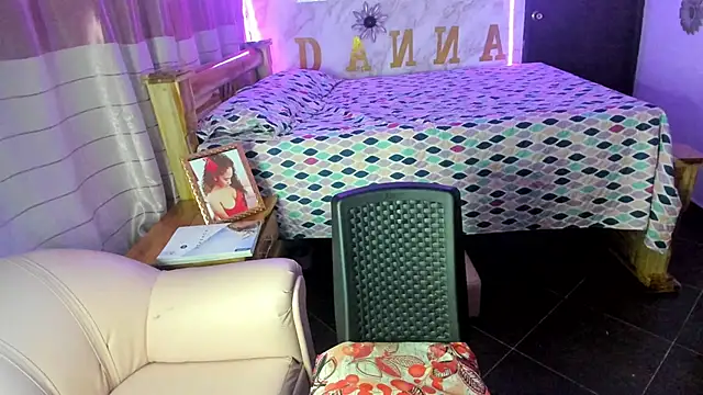 rayza mature 154 online show from February 2025 11:04:02 PM