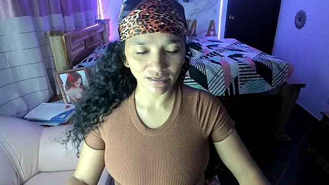 rayza mature 154 online show from February 2025 12:30:01 AM