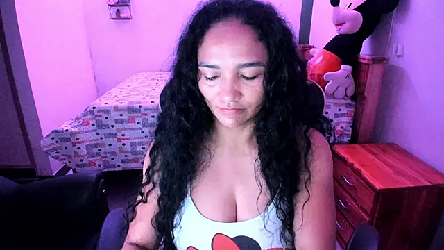 Snapshot of rayza_mature_154 chatting on May 2026 03:07:01 PM rayza mature 154 online show from May 2026 03:07:01 PM