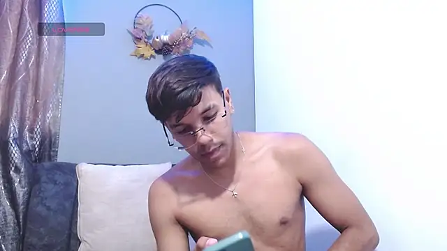 MATEO SWEET online show from April 2026 10:10:02 PM