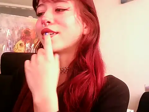 Snapshot of SuzzyyM chatting on September 2025 07:36:02 PM SuzzyyM online show from September 2025 07:36:02 PM