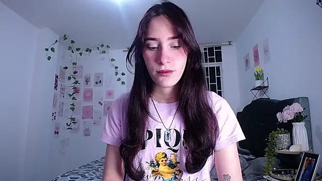 IsaBaileys  online show from May 2026 03:36:02 AM