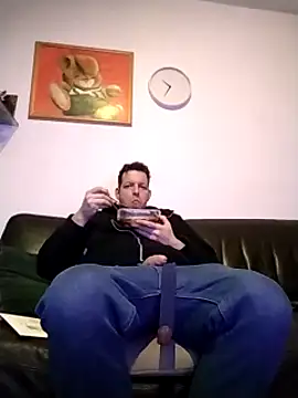 Knuffelstaaf123 online show from January 2025 04:44:02 PM