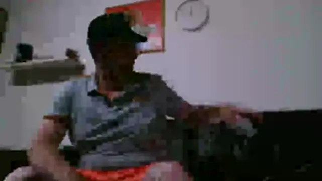 Knuffelstaaf123 online show from May 2026 12:12:02 PM