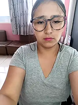 Cute Penelope online show from February 2025 12:11:02 PM