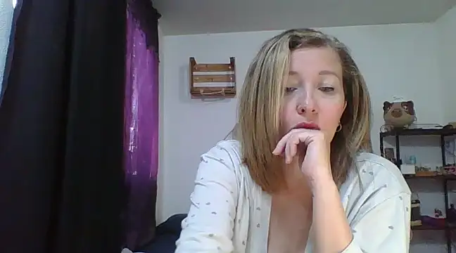 charlott ponce online show from January 2025 05:46:01 PM