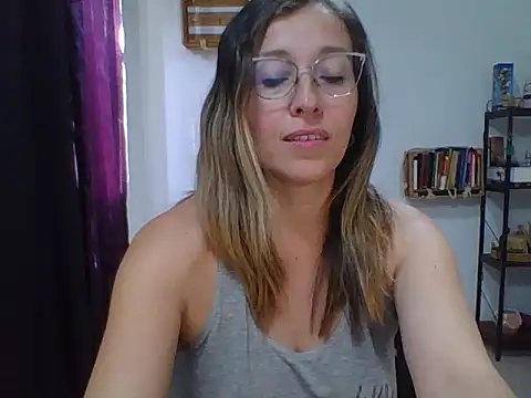 charlott ponce online show from October 2025 06:52:02 PM