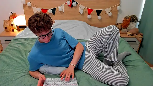 Fandi 777 online show from November 2025 07:07:01 AM