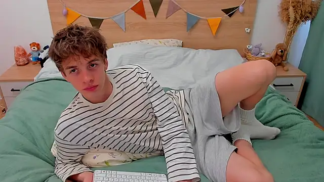 Fandi 777 online show from April 2026 09:39:01 AM